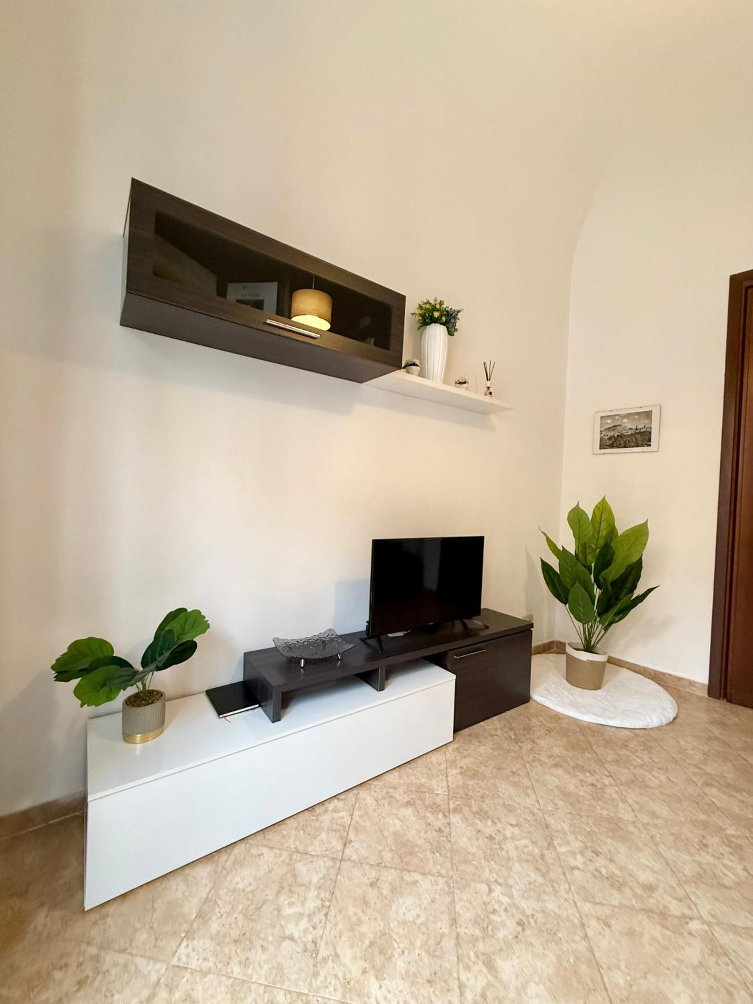 Gigi'S Apartment Palermo Exterior photo